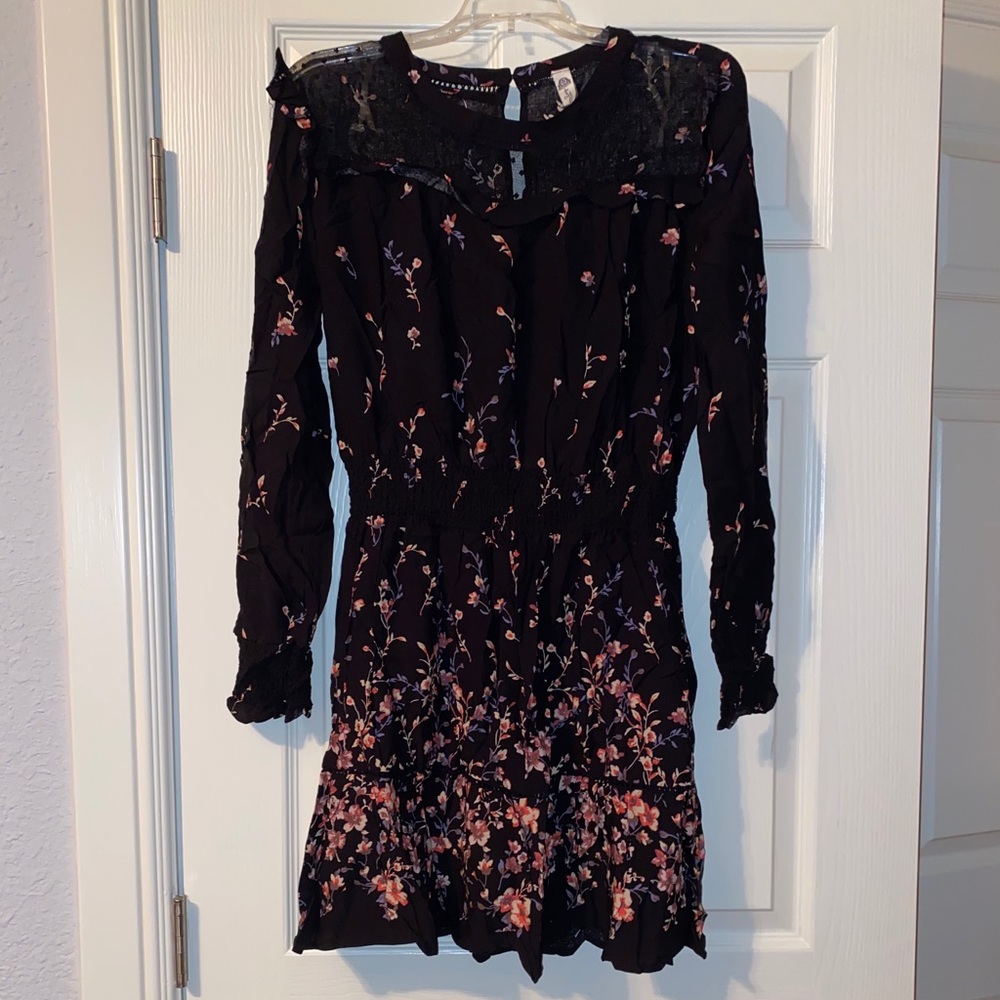 🆕Black Floral Dress